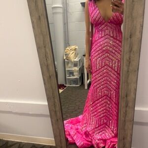 Jovani prom dress i’m selling please buy